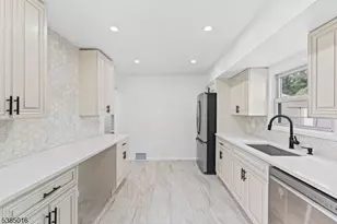 18 Farmingdale Ave, Bloomfield, NJ 07003 - Photo 13