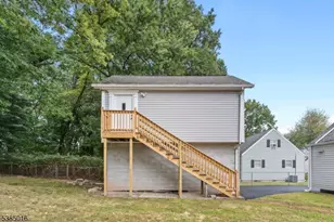 18 Farmingdale Ave, Bloomfield, NJ 07003 - Photo 35