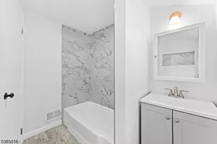 18 Farmingdale Ave, Bloomfield, NJ 07003 - Photo 21