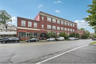 350 Scotland Rd #303, Orange, NJ 07050 - Photo 1