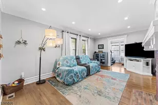 283 Orange Rd, Montclair, NJ 07042 - Photo 9