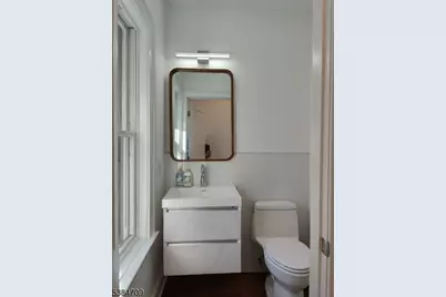 709 Springfield Ave Unit #4, Summit, NJ 07901 - Photo 5