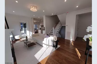 709 Springfield Ave Unit #4, Summit, NJ 07901 - Photo 3