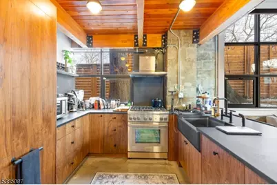 51 Greenwood Ave #7, Montclair, NJ 07042 - Photo 9