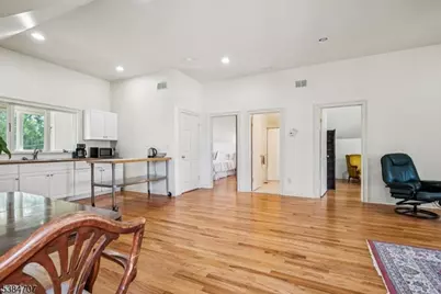 21 Franklin Pl, Morristown, NJ 07960 - Photo 37