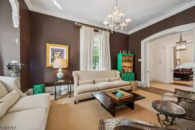 21 Franklin Pl, Morristown, NJ 07960 - Photo 5