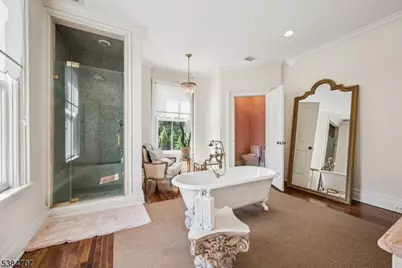 21 Franklin Pl, Morristown, NJ 07960 - Photo 25