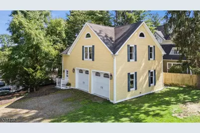 21 Franklin Pl, Morristown, NJ 07960 - Photo 35