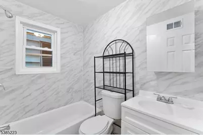 595 15th Ave, Newark, NJ 07103 - Photo 17