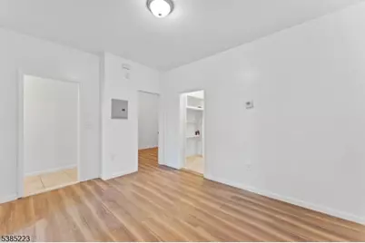 595 15th Ave, Newark, NJ 07103 - Photo 27