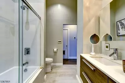 689 Luis Munoz Marin Blvd #1010, Jersey City, NJ 07310 - Photo 25