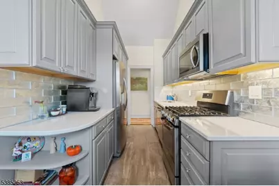 100 E Palisade Ave #A51, Englewood, NJ 07631 - Photo 9