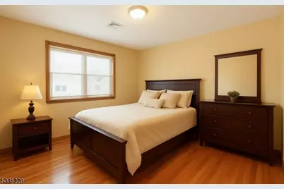 937 Roosevelt Ave, Union Township, NJ 07083 - Photo 17