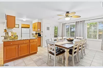 5 Port Royal Dr #7, Vernon, NJ 07462 - Photo 9