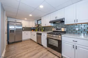 91 Chatham Ave, Paterson, NJ 07502 - Photo 17