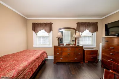 960 Moessner Ave, Union Township, NJ 07083 - Photo 13