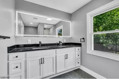 14 Melbourne Ln, Willingboro Twp., NJ 08046 - Photo 23