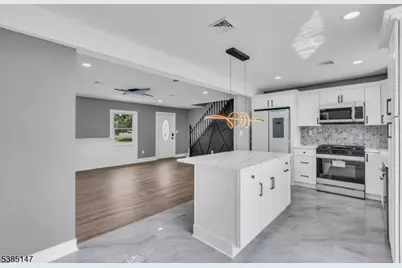 14 Melbourne Ln, Willingboro Twp., NJ 08046 - Photo 7