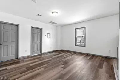 143 Valley Rd Unit #2L, Montclair, NJ 07042 - Photo 5