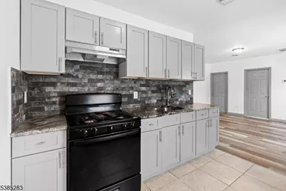 143 Valley Rd Unit #2L, Montclair, NJ 07042 - Photo 7