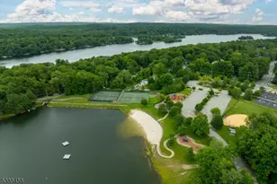 2006 Lakeside Dr, Highland Lakes, NJ 07422 - Photo 45