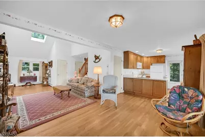 2006 Lakeside Dr, Highland Lakes, NJ 07422 - Photo 11