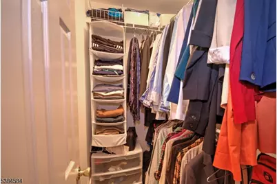 1005 Wendover Ct, Randolph Township, NJ 07869 - Photo 9