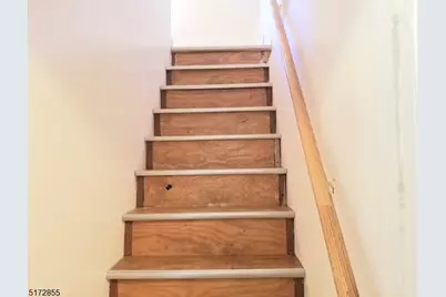 8 Stone St, North Plainfield, NJ 07060 - Photo 3