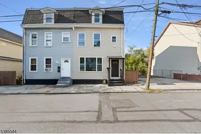 218 Washington St, Phillipsburg, NJ 08865 - Photo 1