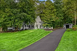 1 Brentwood Ct, Sparta Township, NJ 07871 - Photo 1