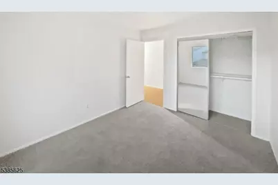 238 Drake Ln, Roxbury Township, NJ 07852 - Photo 13