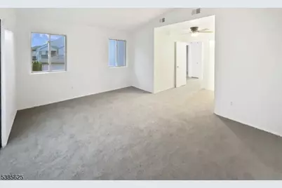 238 Drake Ln, Roxbury Township, NJ 07852 - Photo 15