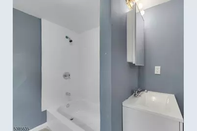 513 Sanford Ave, Newark, NJ 07106 - Photo 31