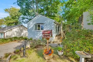 5 Geneva Trail, Hopatcong, NJ 07843 - Photo 1