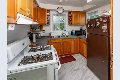 126 W High St, Bound Brook, NJ 08805 - Photo 33