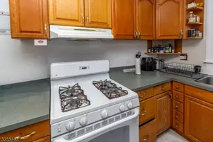 126 W High St, Bound Brook, NJ 08805 - Photo 35