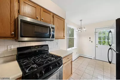 250 Woodcliff Ave, Little Falls Township, NJ 07424 - Photo 13