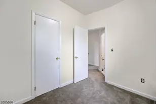 250 Woodcliff Ave, Little Falls Township, NJ 07424 - Photo 21