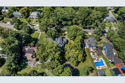 163 Park St, Montclair, NJ 07042 - Photo 17