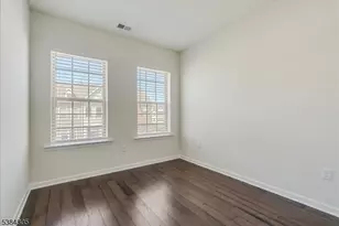 27 Gala Ct, Livingston Twp., NJ 07039 - Photo 13