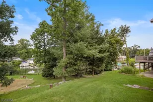 27 Ringwood Ln, West Milford, NJ 07421 - Photo 27