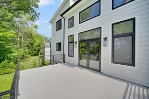 55 Troy Dr, Millburn Twp., NJ 07078 - Photo 33