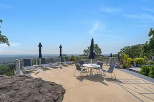 1 Claridge Dr, Verona, NJ 07044 - Photo 15