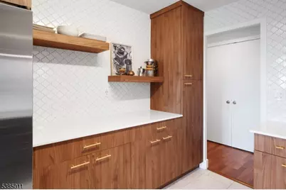 1 Claridge Dr #723, Verona, NJ 07044 - Photo 9