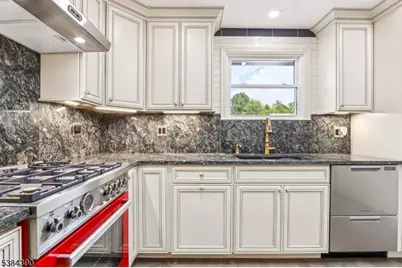 198 Hopewell Princeton Rd, Hopewell Township, NJ 08525 - Photo 17