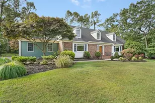 182 Rock Rd W, Green Brook Township, NJ 08812 - Photo 1