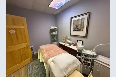 658 Allwood Rd, Clifton, NJ 07012 - Photo 7