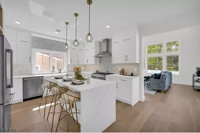 94 E Cedar St, Livingston, NJ 07039 - Photo 7