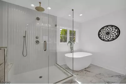 94 E Cedar St, Livingston, NJ 07039 - Photo 23