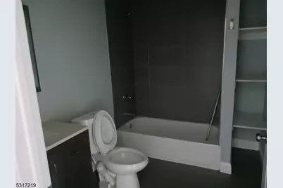 10 Ford Ave #306, Morristown, NJ 07960 - Photo 7